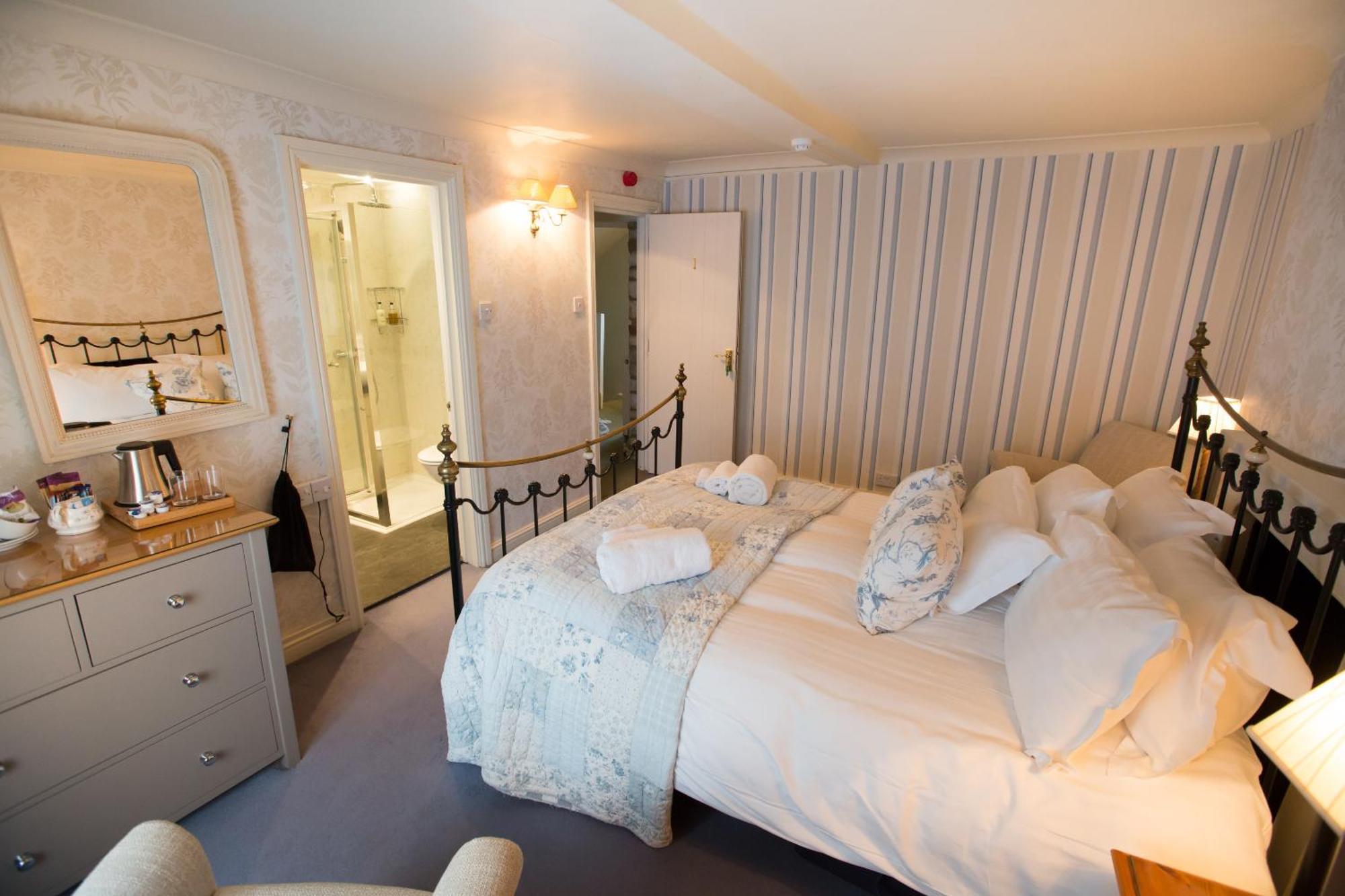The Old Brewhouse Bed & Breakfast Cirencester Exterior foto