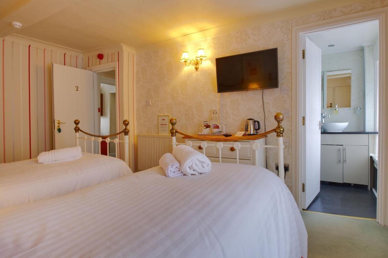 The Old Brewhouse Bed & Breakfast Cirencester Exterior foto